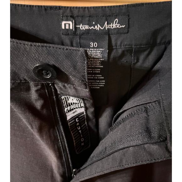 Travis Mathew "Proceed with Caution Mens Short Dk Grey Size 30 preppy, sporty - Picture 3 of 4